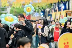 五角场商圈背后小马路：有的活力四射，有的安静而有韧性图片