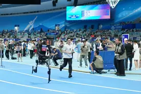 不仅是体育竞技！首个人形机器人运动会对四川有何启示？图片