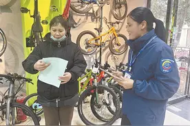 经济普查员：用辛苦和数据感受鹰城经济脉搏图片