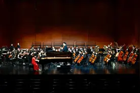 重庆大剧院大学生艺术节（2025）开幕，首场“黄河”大型交响合唱音乐会奏响图片