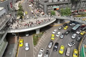 解锁城市更新中的“小确幸”②｜观音桥片区“十八变”！看老牌商圈如何焕新“出圈”图片