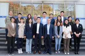 中国兵工学会组织“科创中国”产业科技服务团专家前往中关村软件园、北京华如科技股份有限公司等地调研图片