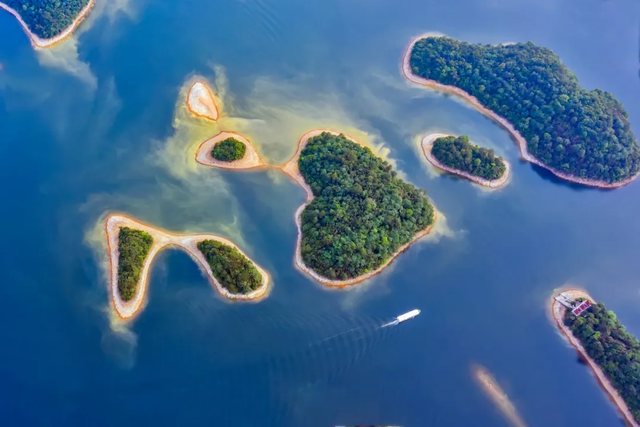 天上云居，诗画西海