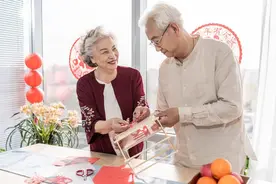 全国60周岁及以上老年人口占比已超20%图片