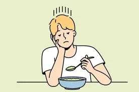 越来越不想吃饭了，到底什么原因造成的厌食……图片