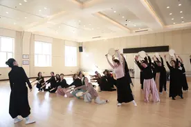 延吉广场舞《红太阳照边疆》将在全国大舞台展演！排练进行中图片