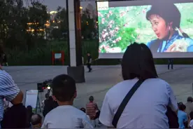 武汉江滩本周露天电影影片预告来了→图片