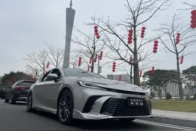 试驾全新第九代丰田凯美瑞图片