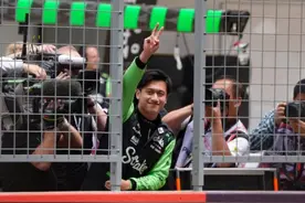 中国车手周冠宇加盟F1法拉利车队图片