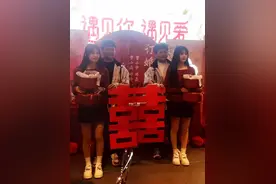 湖南双胞胎姐妹和双胞胎兄弟订婚：女方年仅18岁，可办婚宴不能领证图片