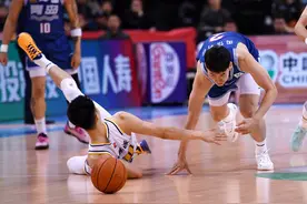 CBA半决赛已决出三席，青岛队和广厦明晚上演“抢五大战”图片