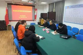 长宁区房管局赴华丽家族古北花园、虹仙小区实地调研物业管理工作图片