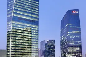 广州写字楼空置率由升转降，租金继续下行图片