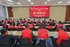 榆阳持续育“头雁” 校地携手谱新篇图片