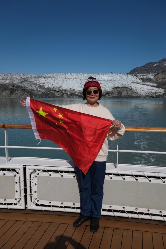 晚潮｜我携国旗赴极地