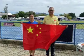 100米跑11秒56！短跑天才少女，勇夺世界级冠军图片