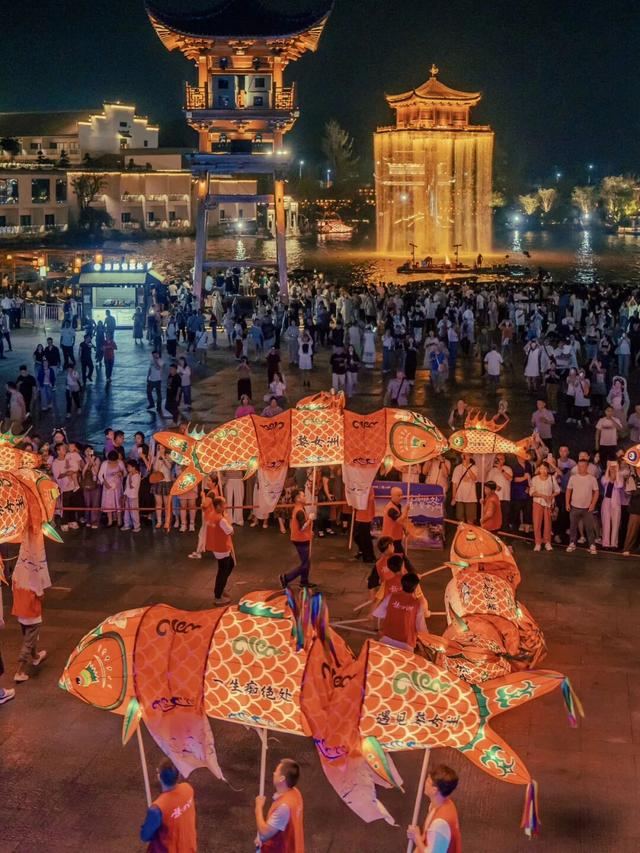 《今晚组个局》带你玩转上饶！吴昕、郭俊辰已组局，就等你入伙打卡明星同款夜色！