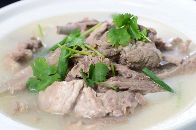 初冬来沂水！暖泉配烟火，治愈所有冷意