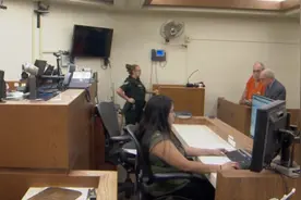 美国男子为母亲修剪树木时被邻居枪杀 8岁儿子目睹全程图片