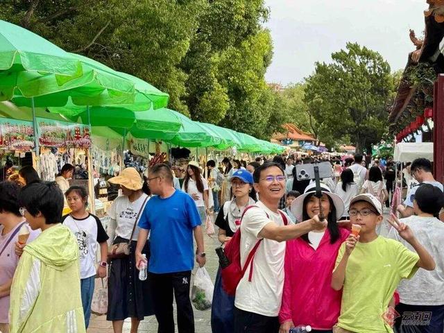 真的有！100000000人来昆明玩！ 昆明等你来避暑~