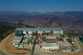 引江补汉工程全线最大砂石料场在保康投产运营图片