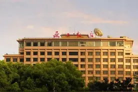 上海延安饭店破墙了？原来是为了这个人民建议图片