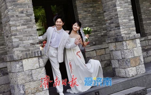 一年四季 泉在济南丨济南老商埠主题打卡墙焕新 预热“五一”文旅市场