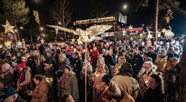 主显节 Epiphany | 当光被看见：一场文化与精神的旅程