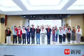 跨越一甲子的“青春对话” 江苏七旬爷爷奶奶重返校园过“六一”图片