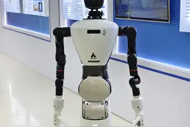 “天问”机器人团队深度访谈：想让它利用在咖啡零售、商超，未来解决养老和医疗问题图片