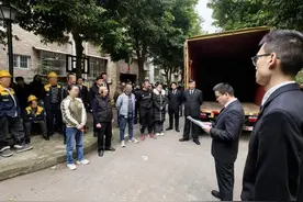 峨眉山市法院强制执行一起行政非诉房屋腾退案件图片