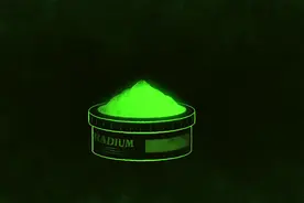 把镭当保健品喝了2年，他的头骨融化，尸体到现在还有危险的放射性图片