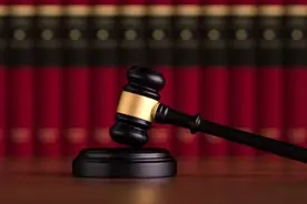 男子花一万多元网购限量版泡泡玛特网红手办，卖家不发货还拒退款，一审判了图片