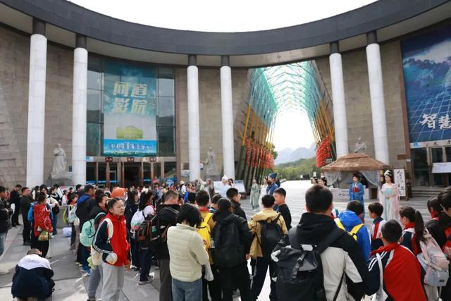 双十一狂欢！龙虎山开启秋日人从众火热模式！