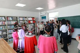 “最美歌声献给党”——北方多民族民歌文化交流活动在同江隆重举行图片