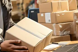 单票收入降至两年来最低，快递员一天送400票才赚200元图片