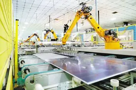 这家民企，每14秒下线一块光伏组件图片