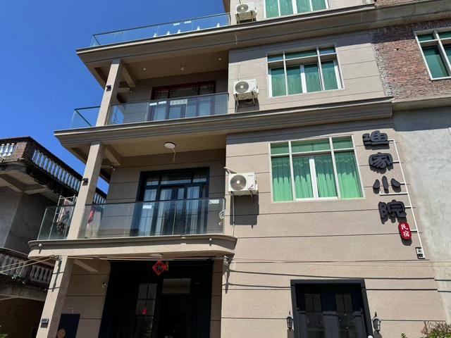 蔚蓝新机丨“宝藏”海岛旅行手册：石头房、鲍鱼砖  栖居特色民宿  悠然沐海风
