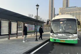 汉口火车站北广场公交枢纽正式投用图片