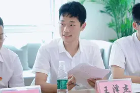 青春密法丨青年读书笔记第十四期——王泽杰《月亮和六便士》图片