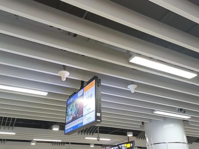 地铁WiFi满格，全靠这些“蘑菇” | 粤有料