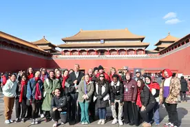 美国大学生：眼见为实，真实的中国与媒体报道完全不同图片