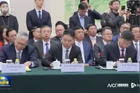 刘强东一个月两次参加总理座谈会，透露哪些民营经济新风向图片