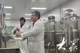 新春走基层丨一亩地一年能“长”出6吨蛋白质！“小作物”谱写“鲁菌大文章”图片