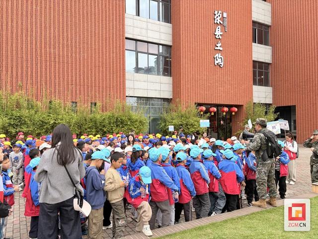 春假邂逅清明 自贡把整个春天打包进了万千游客的行囊