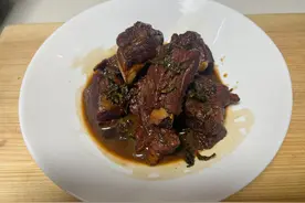 老妈厨房 | 好吃不腻的茶香排骨图片