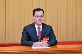 经济增速领跑全国万亿城市有何法宝？专访泉州市市长蔡战胜图片