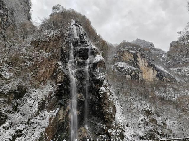 银装素裹的太白山 | 探访张家界七星山荒野求生“文车车”