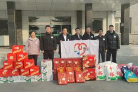 暖心！平度四胞胎家庭收到新年关怀，微尘基金持续帮扶图片