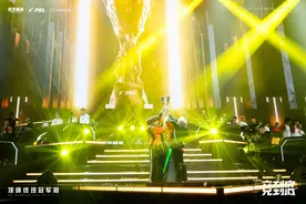 PEL秋季赛总决赛在“春茧”举行 电竞元素点亮深圳湾图片